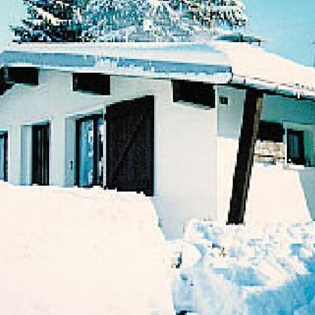 Chalet Charmant A Metabief Avec Vue Sur Montagnes Exterior photo