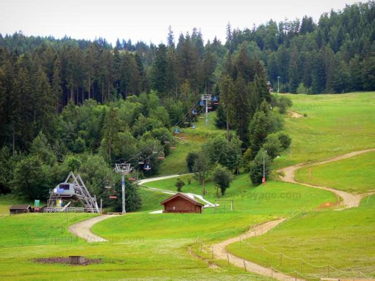 Chalet Charmant A Metabief Avec Vue Sur Montagnes Exterior photo